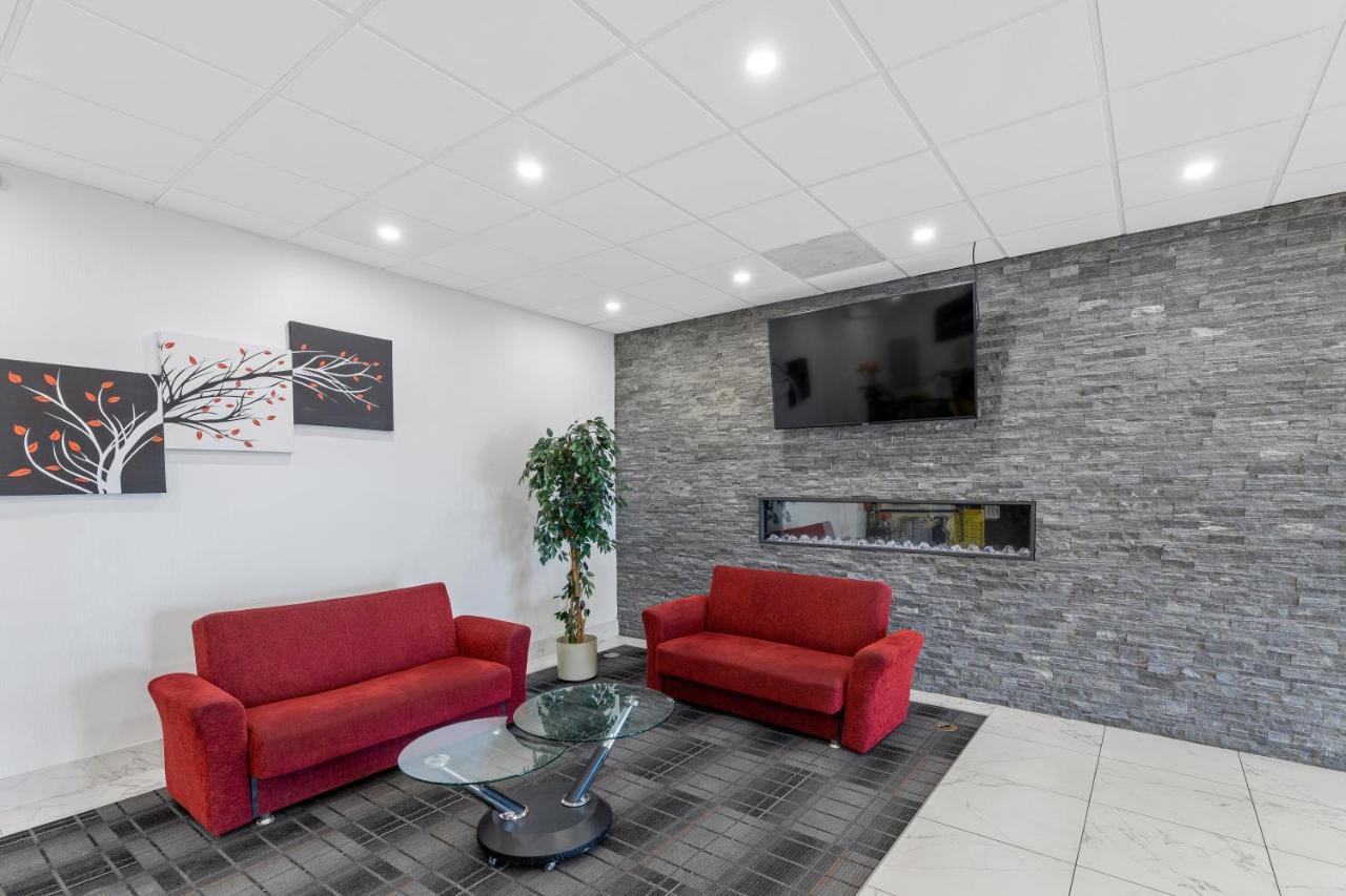 Emerald Hotel & Suites Calgary Airport المظهر الخارجي الصورة