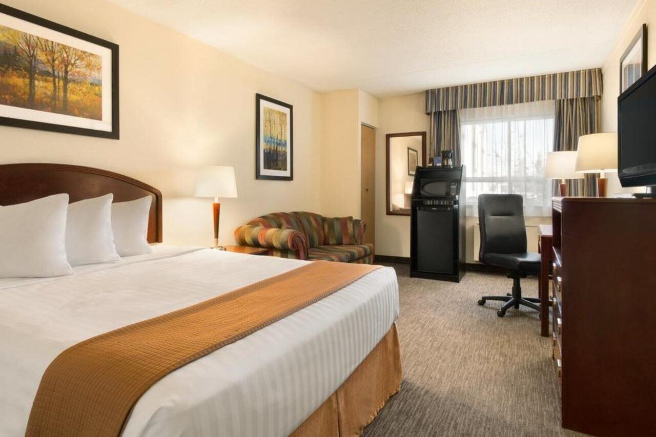 Emerald Hotel & Suites Calgary Airport المظهر الخارجي الصورة